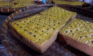 10 Daftar Pilihan Kue Khas Daerah Lampung Yang Menggugah Selera