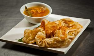 10 Rekomendasi Makanan Khas Di Negara Malaysia Paling Menggigit Gurih