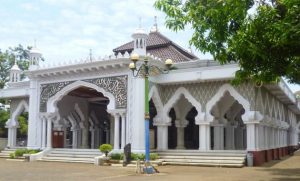 10 Gambar Masjid Agung Jepara, Lokasi Alamat, Keunikan Bangunan +