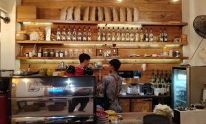 10 Rekomendasi Cafe Paling Asyik Dan Hits Di Daerah Banda