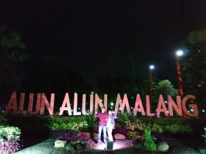 Alun Alun Kota Malang Hotel Murah Dekat Tugu Sejarah Gambar Alamat Foto Batu Di Sekitar Peta Terbaru Jawa Timur Baru Indonesia Sekarang 2023 Yang Direnovasi Tempo Dulu Setelah Renovasi Malam Hari Angkot Ke Air Mancur Menuju Asal Usul Jadwal Lokasi Ciuman Dibuka Desain Penginapan Fungsi Fasilitas Merdeka Gereja Letak Geografis Jatim Kuliner Konsep