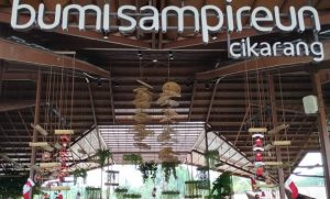 Restoran Bumi Sampireun Cikarang Rm Menu Alamat Selatan Harga Bekasi Jawa Barat Pasirsari Rumah Makan Makanan Dan