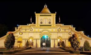 10 Gambar Masjid Agung Sumenep Madura, Jalan Menuju Ke Sana,