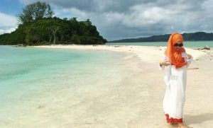 Anda Bisa Camping Di Alam Bebas Sepuasnya, Pulau Pombo Ambon