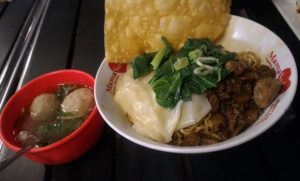 Patut Dicoba, Inilah 10 Tempat Makan Mie Ayam Enak Di