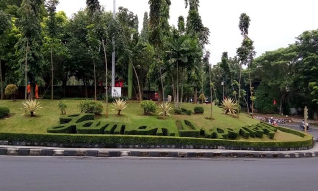 Taman diponegoro semarang city central java hiburan sejarah alamat bukit