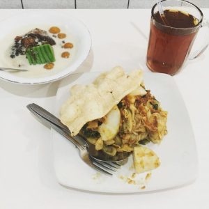 Lotek Kalipah Apo 42, Kuliner Asli Bandung Ini Ada Di