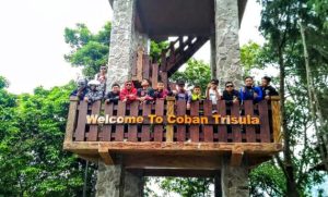 Intip Keunikan Coban Trisula, Air Terjun Hits Di Kalangan Pendaki