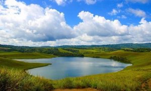 Indahnya Berlibur Di Danau Love Jayapura