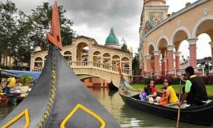 Little Venice Kota Bunga Cianjur Kabupaten Jawa Barat West Java Tiket Alamat 43253 The Cipanas Di Harga Villa Masuk Regency 2023 Subang Rute Indonesia Sewa Lokasi Puncak Wisata