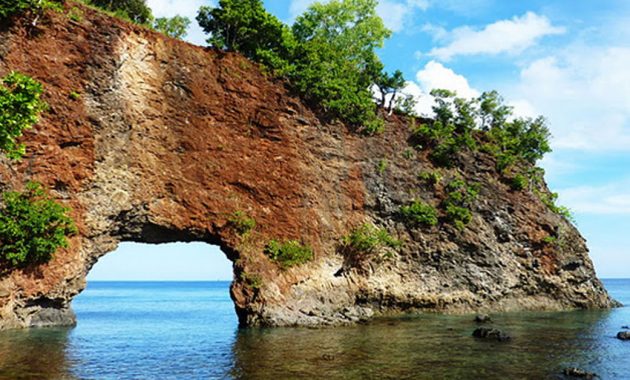 Paket wisata ambon 2023 3 hari 2 malam pulau kota harga pantai ora murah ke di tour