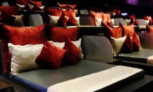 5 Daftar Pilihan Bioskop Yang Paling Asyik Di Karawang, Lengkap