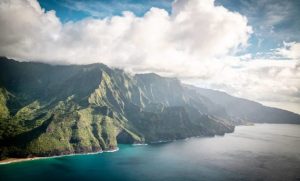 Tak Hanya Pantai, Hawaii Juga Punya 10 Rekomendasi Gunung Dengan